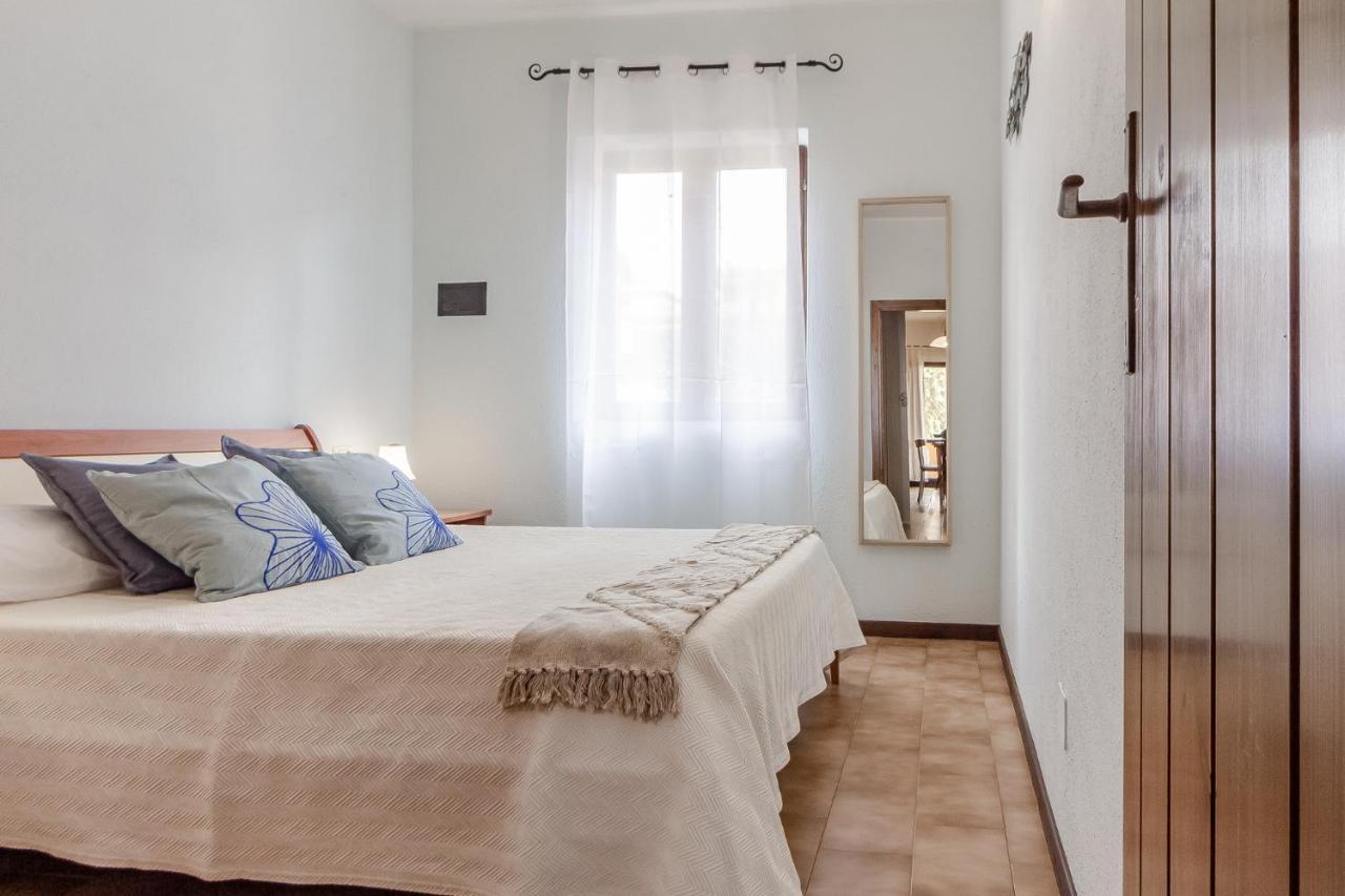 Apartamento Relax Family House al Mare Isola Rossa Exterior foto