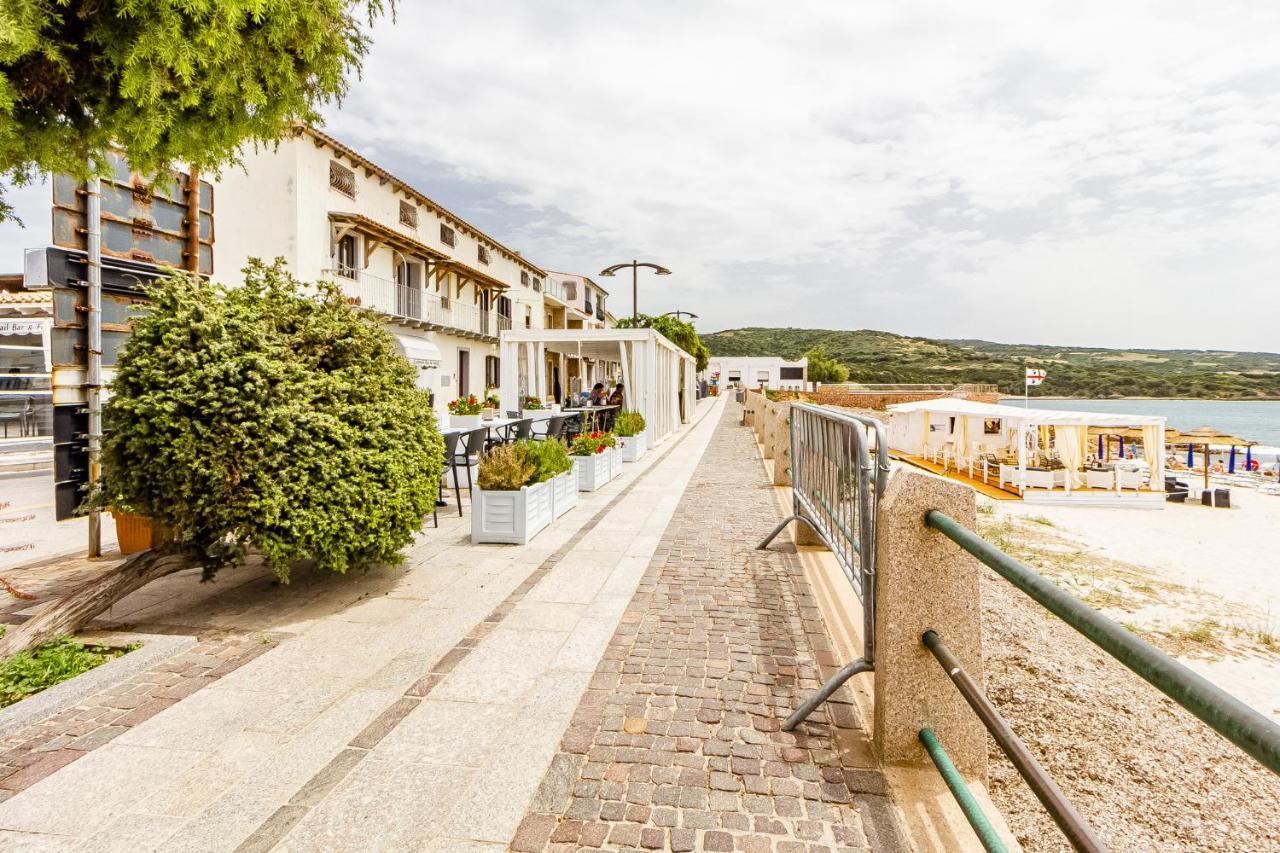 Apartamento Relax Family House al Mare Isola Rossa Exterior foto