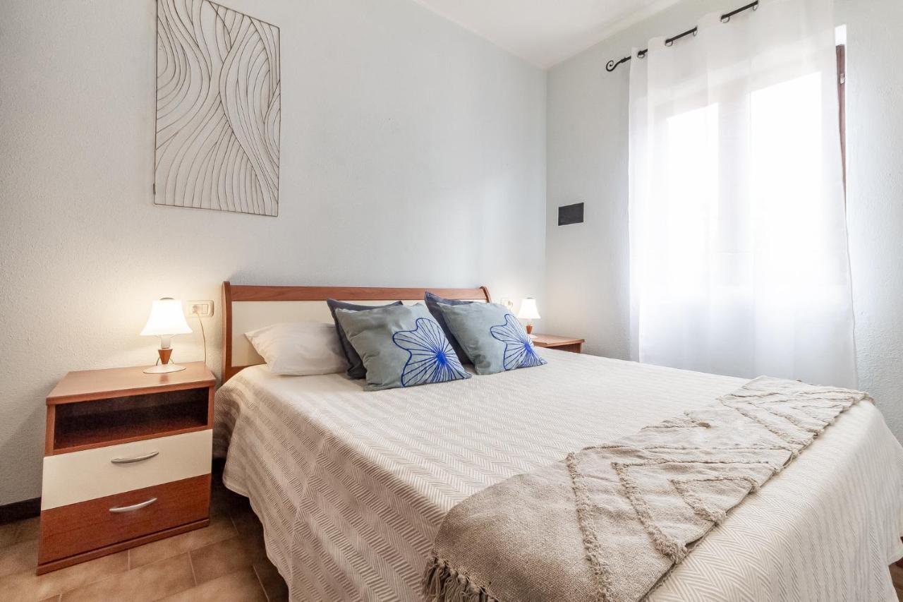 Apartamento Relax Family House al Mare Isola Rossa Exterior foto